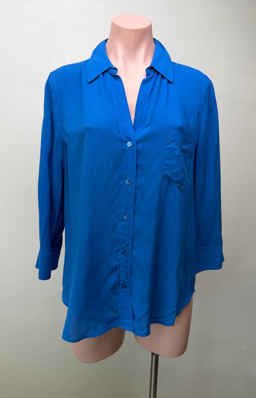 L'AGENCE Blue Button Front Blouse Women M 3/4 Sleeve